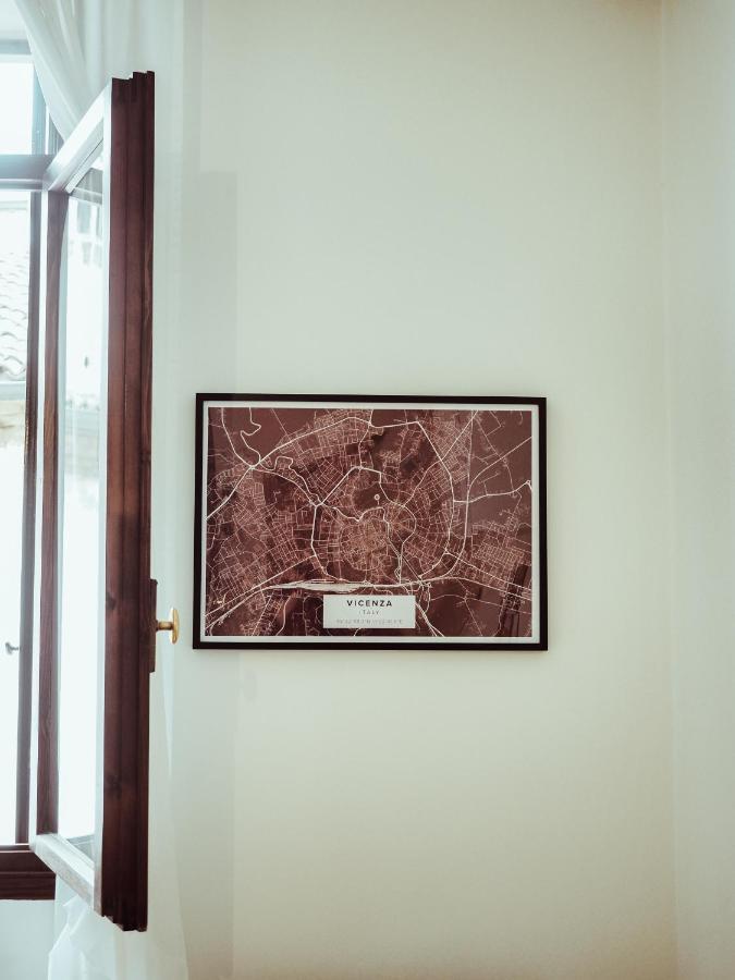 Bre Apartments - Gambero Flat Vicenza Bagian luar foto