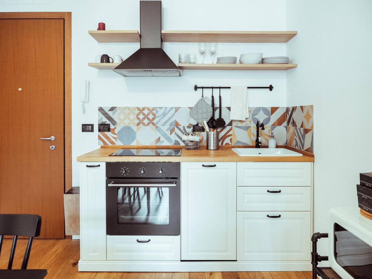 Bre Apartments - Gambero Flat Vicenza Bagian luar foto