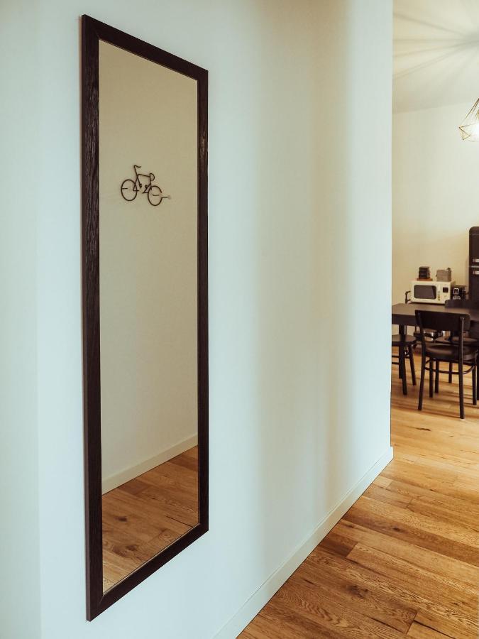 Bre Apartments - Gambero Flat Vicenza Bagian luar foto